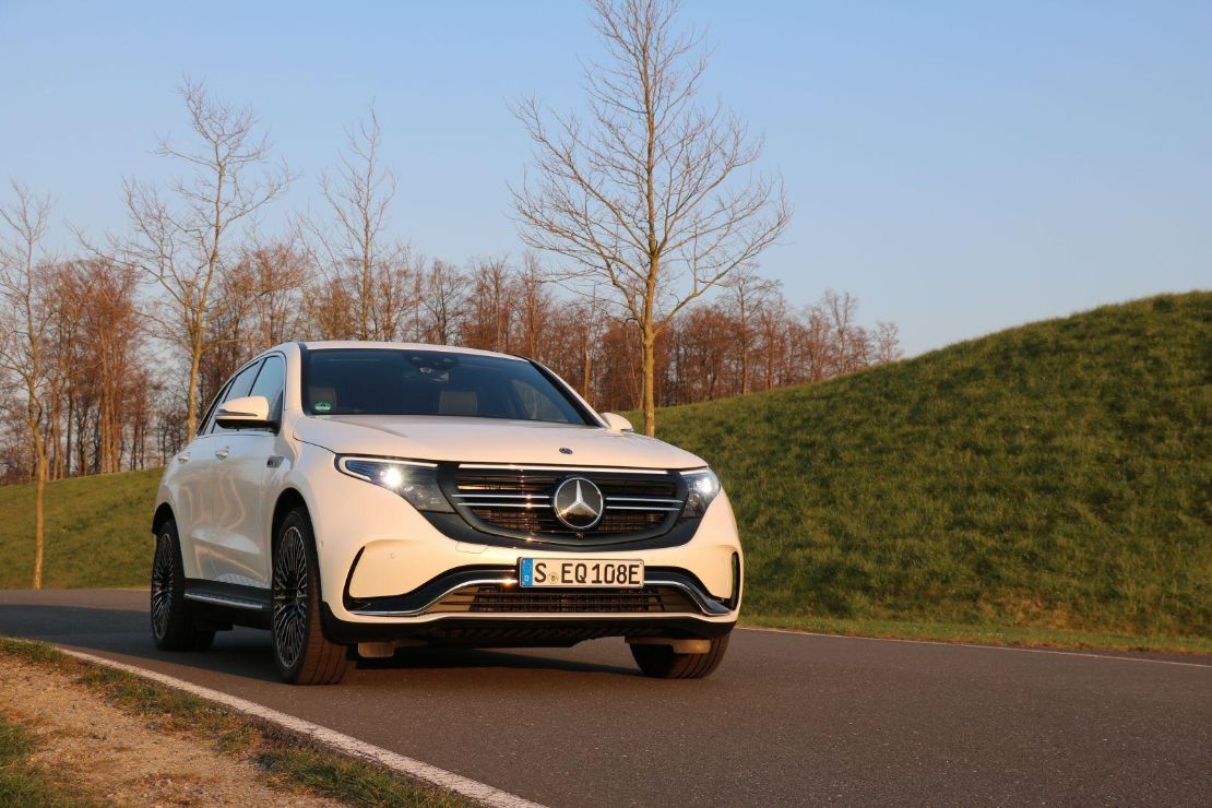 Mercedes Benz EQC 400