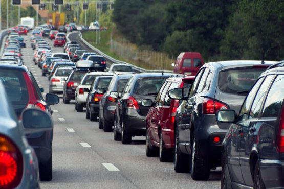 Bus mit Warnblinker: Das müssen Sie wissen