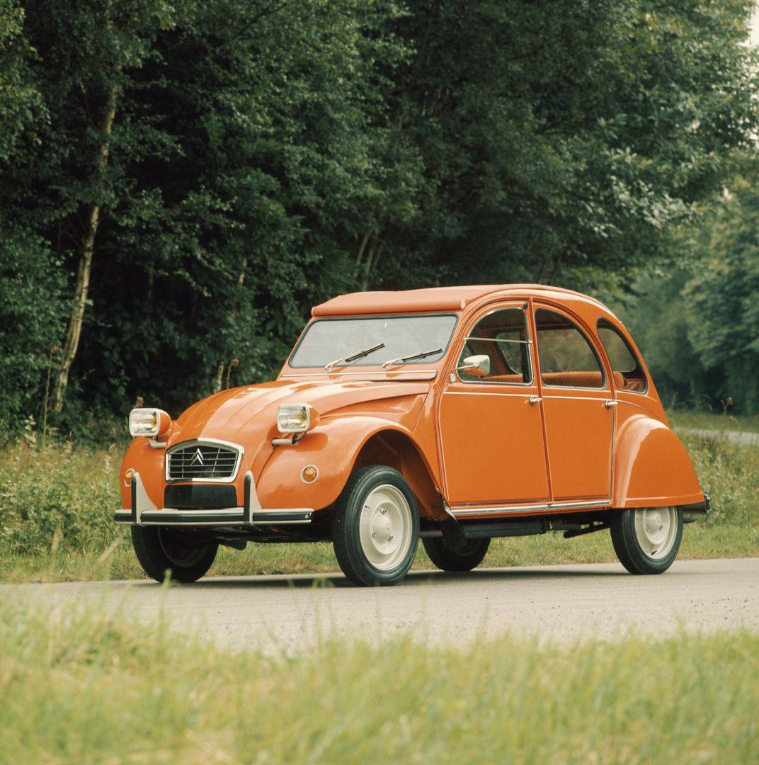 Citroen 2CV - Früher bekamen die Fahrzeuge noch Spitznamen!