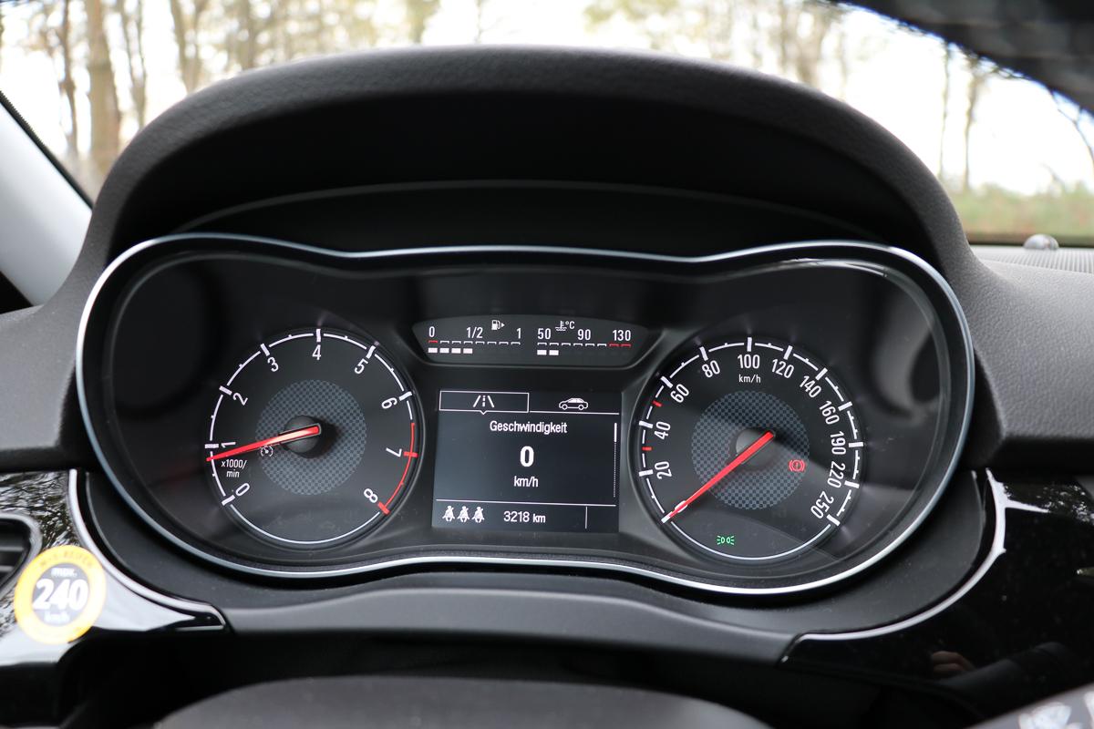 2016-Opel-Corsa-E-150-PS-Turbo-Fahrbericht-Test-Video-Jens-Stratmann-21