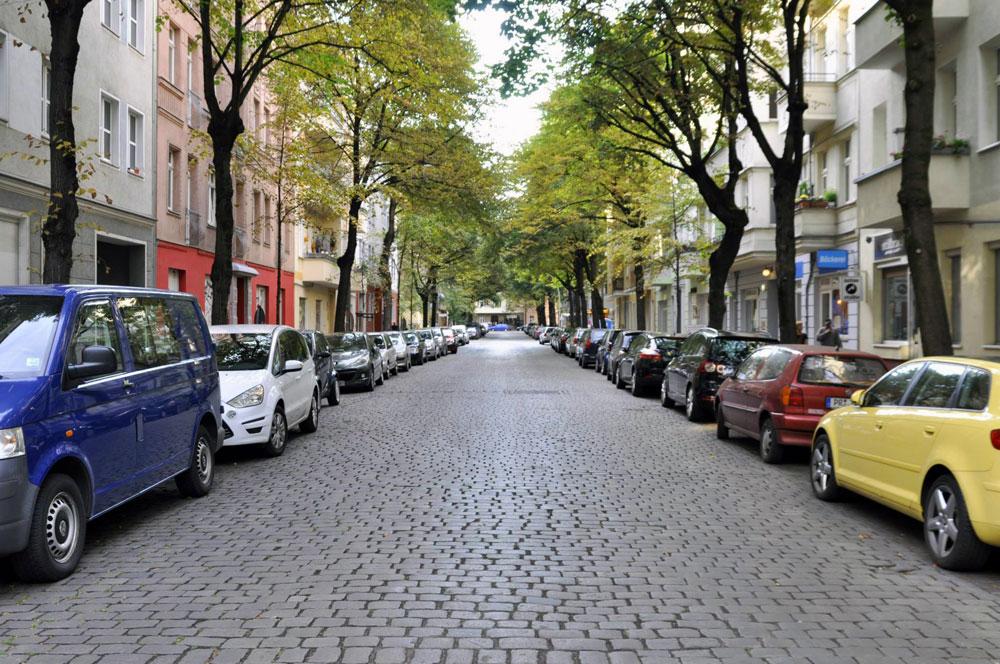 Parkplatz auf der Straße