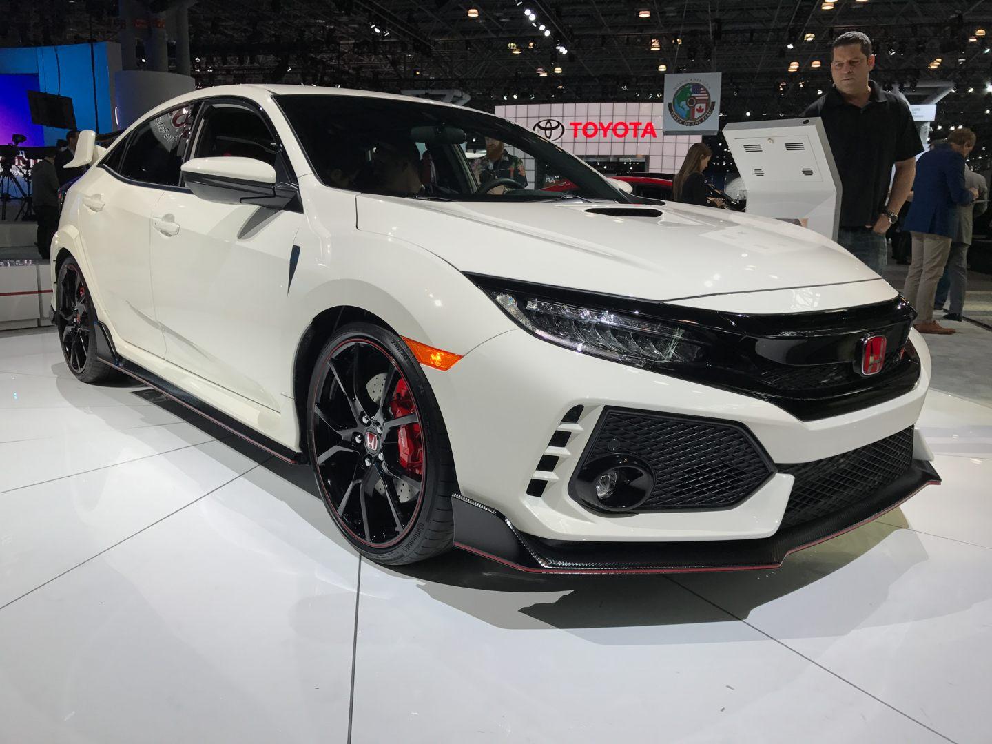 import-highlights-new-york-auto-show-jens-stratmann-nyias-2017-13