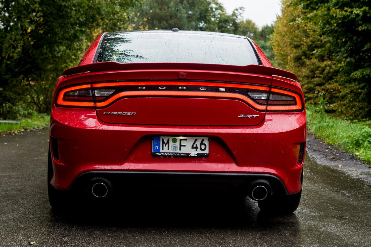 2015-dodge-charger-srt-jens-stratmann-fahrbericht-3