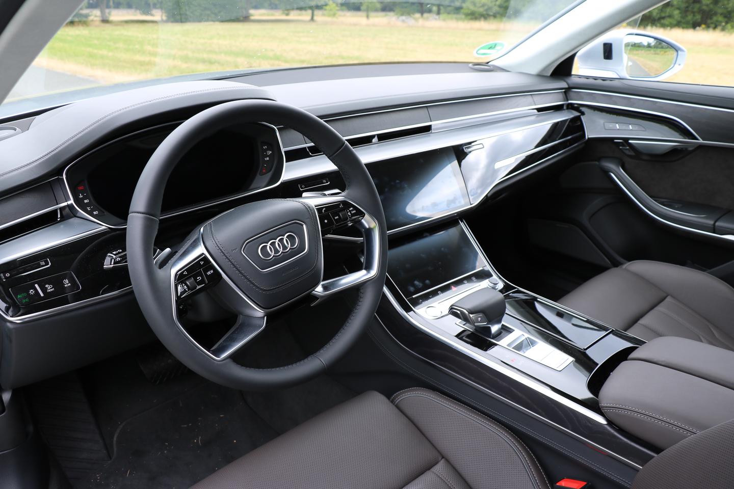 Audi A8 55 TFSI - luxuriöse Reiselimousine!