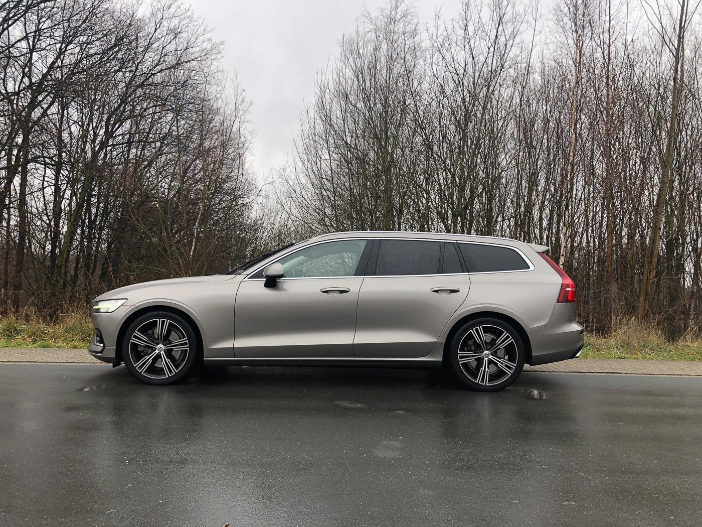 2019 Volvo V60 D4 - Ein schöner Kombi!