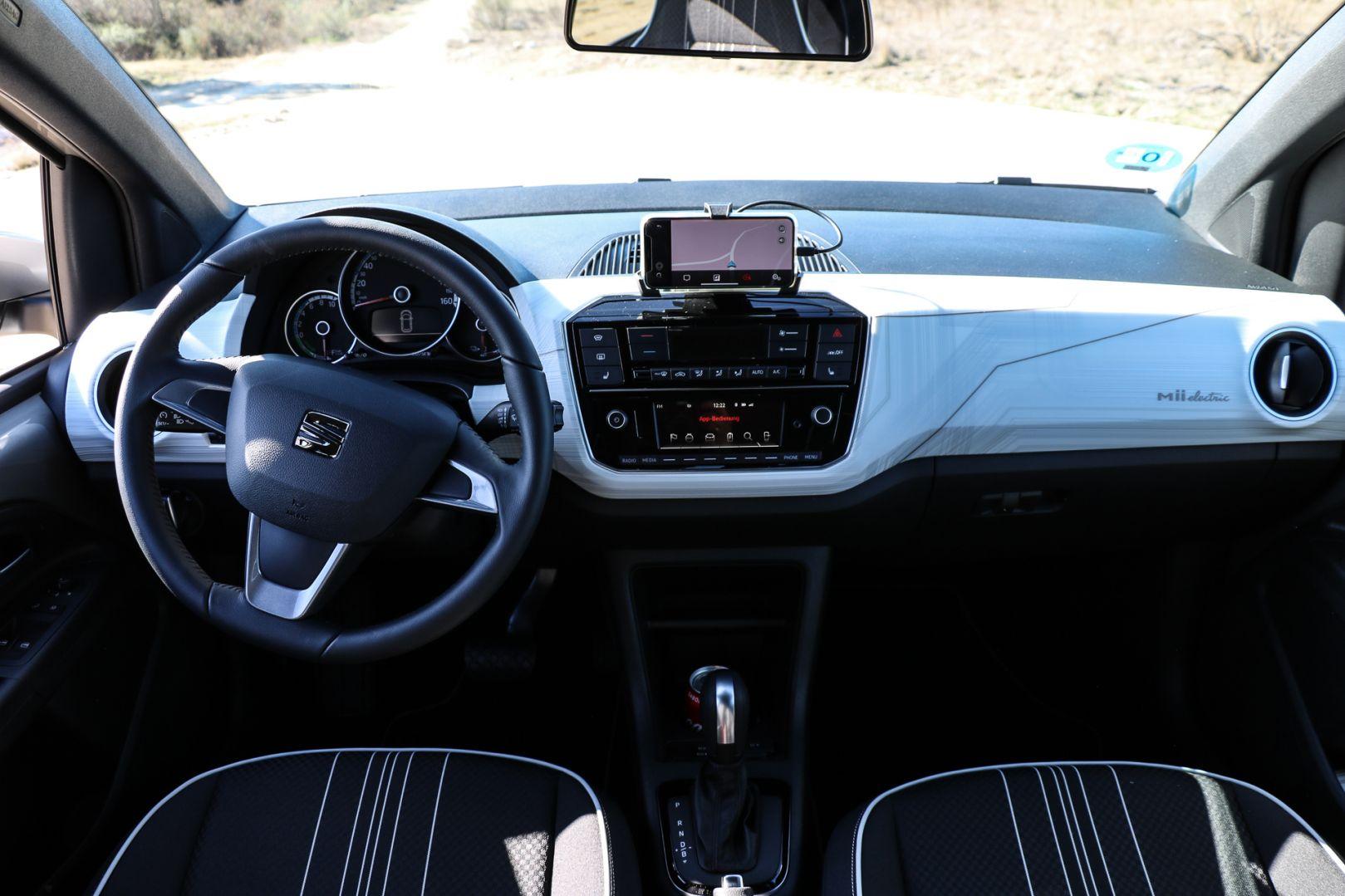 SEAT Mii Electric Cockpit