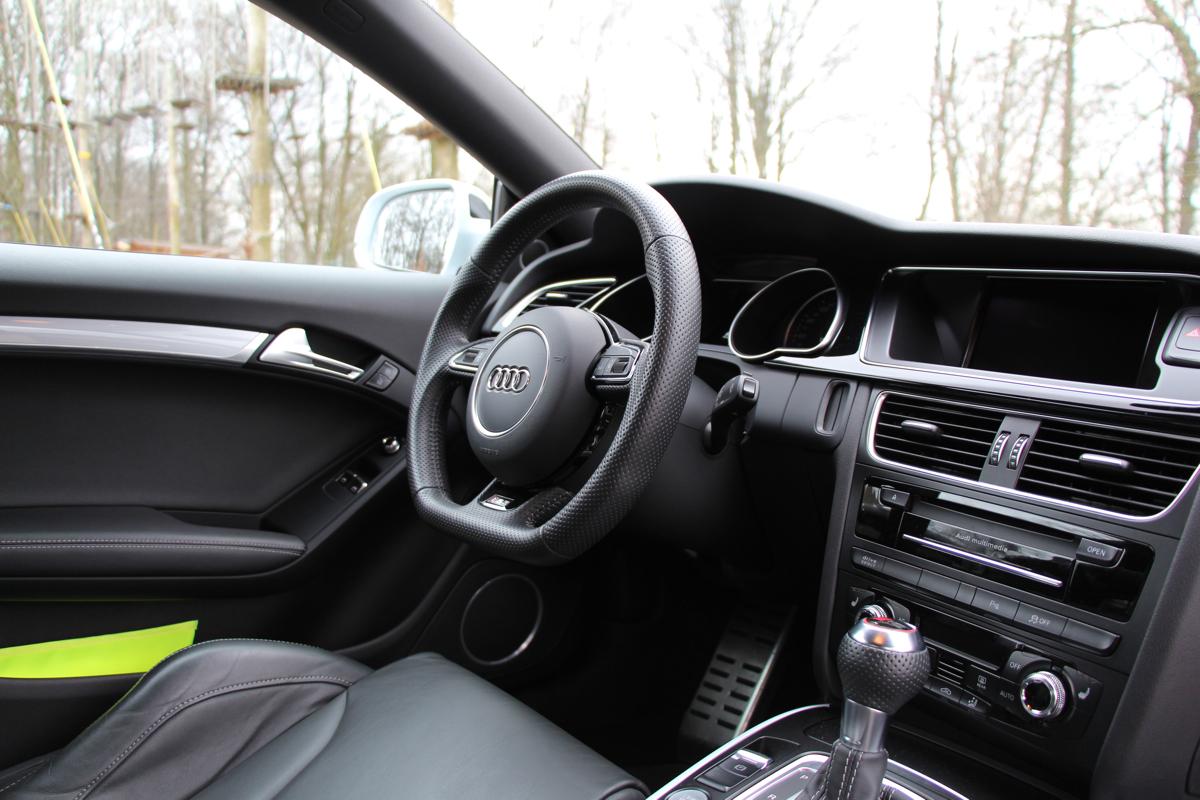 Audi RS5 Ansicht Lenkrad