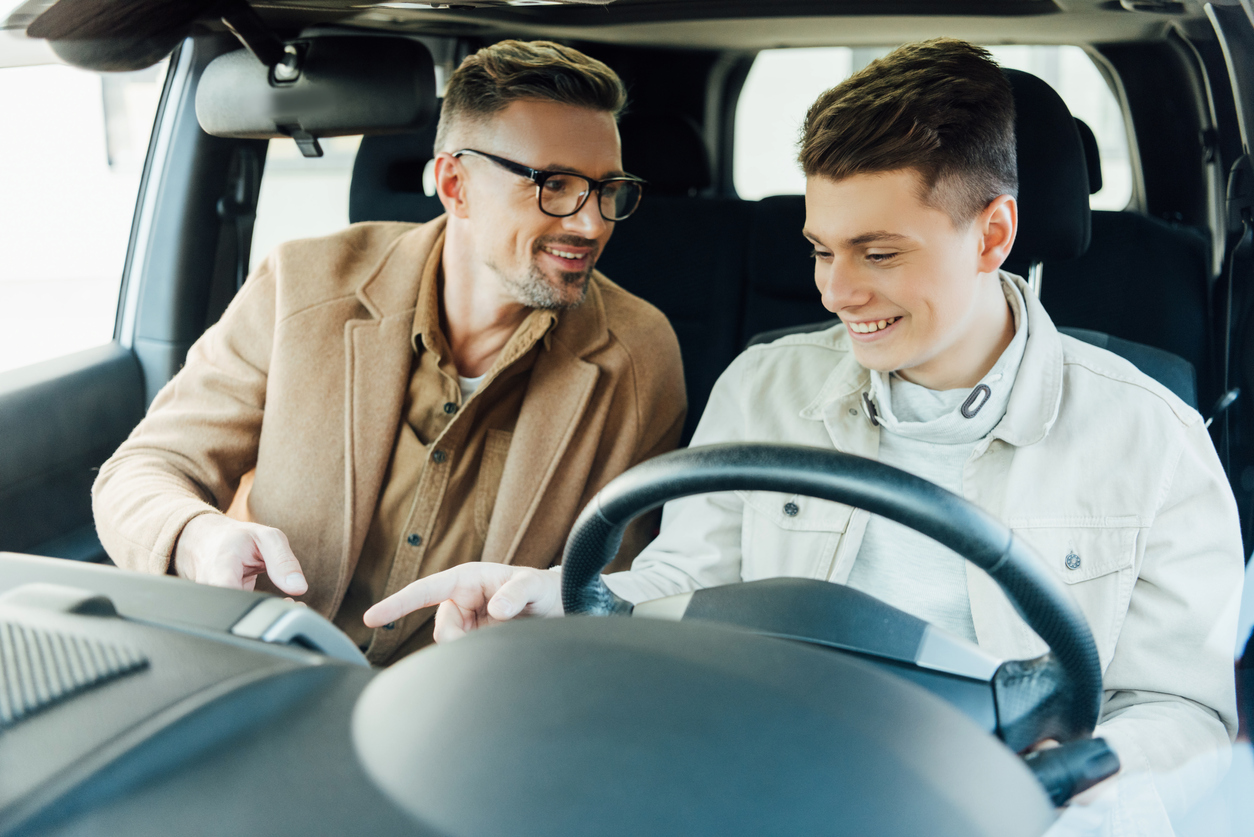 Begleitetes Fahren Ablauf & Tipps zum Führerschein mit 17