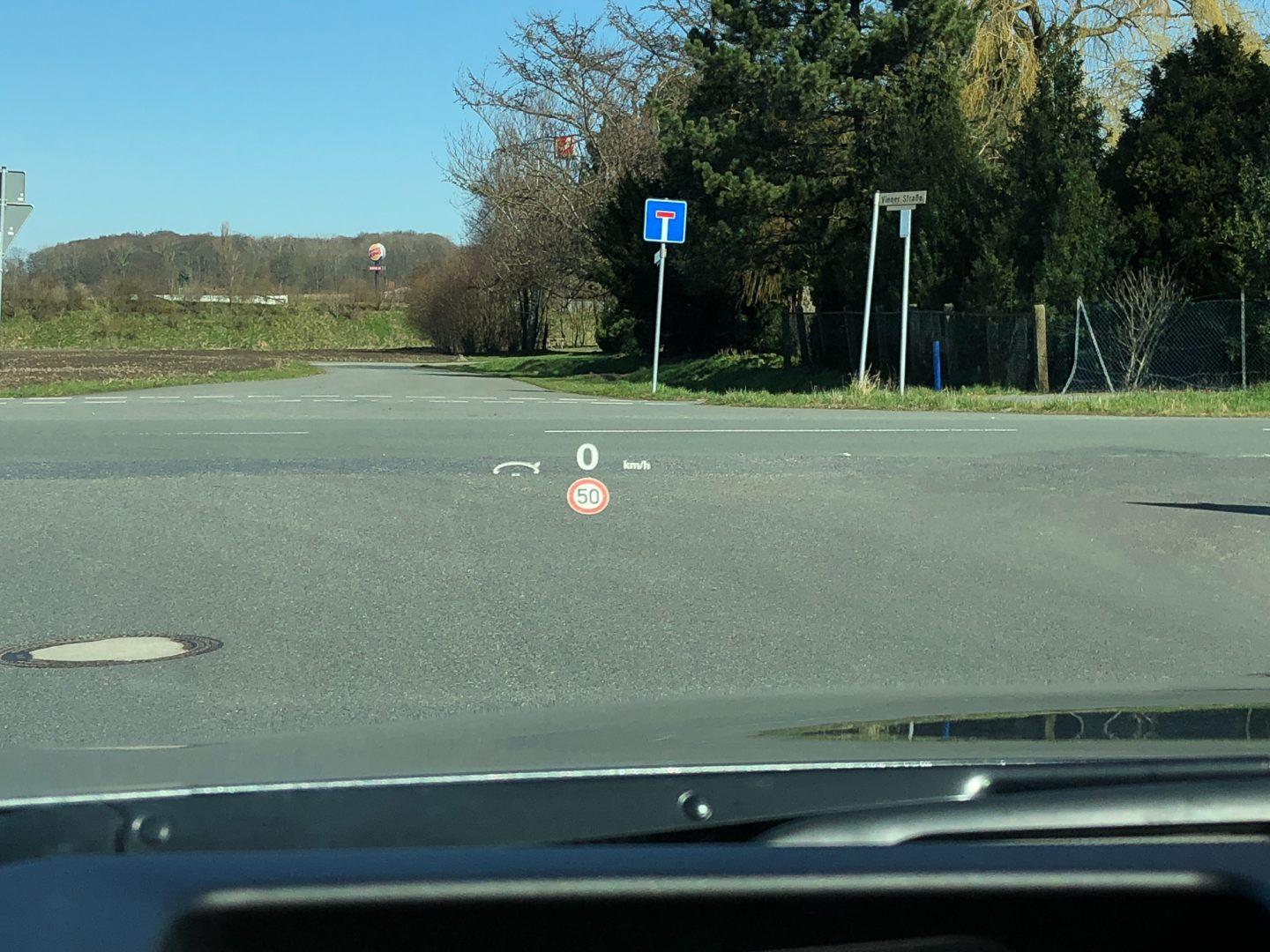 2018 Opel Insignia Country Tourer Head up Display