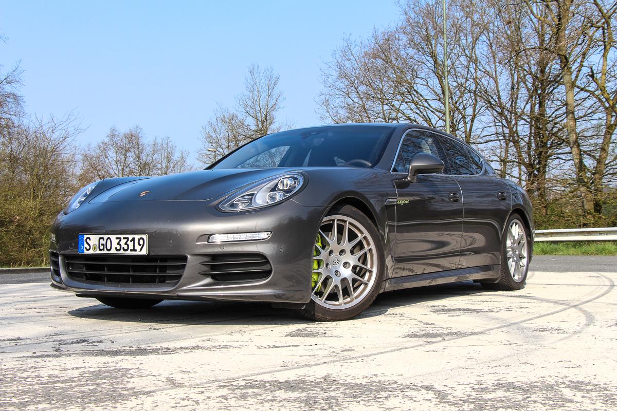 porsche-panamera-s-e-hybrid-2014--1