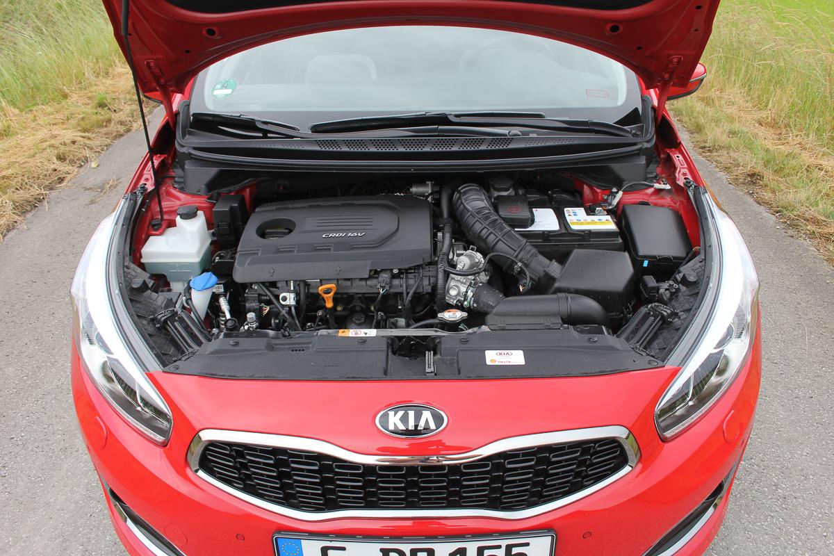 kia-ceed-jens-stratmann-16