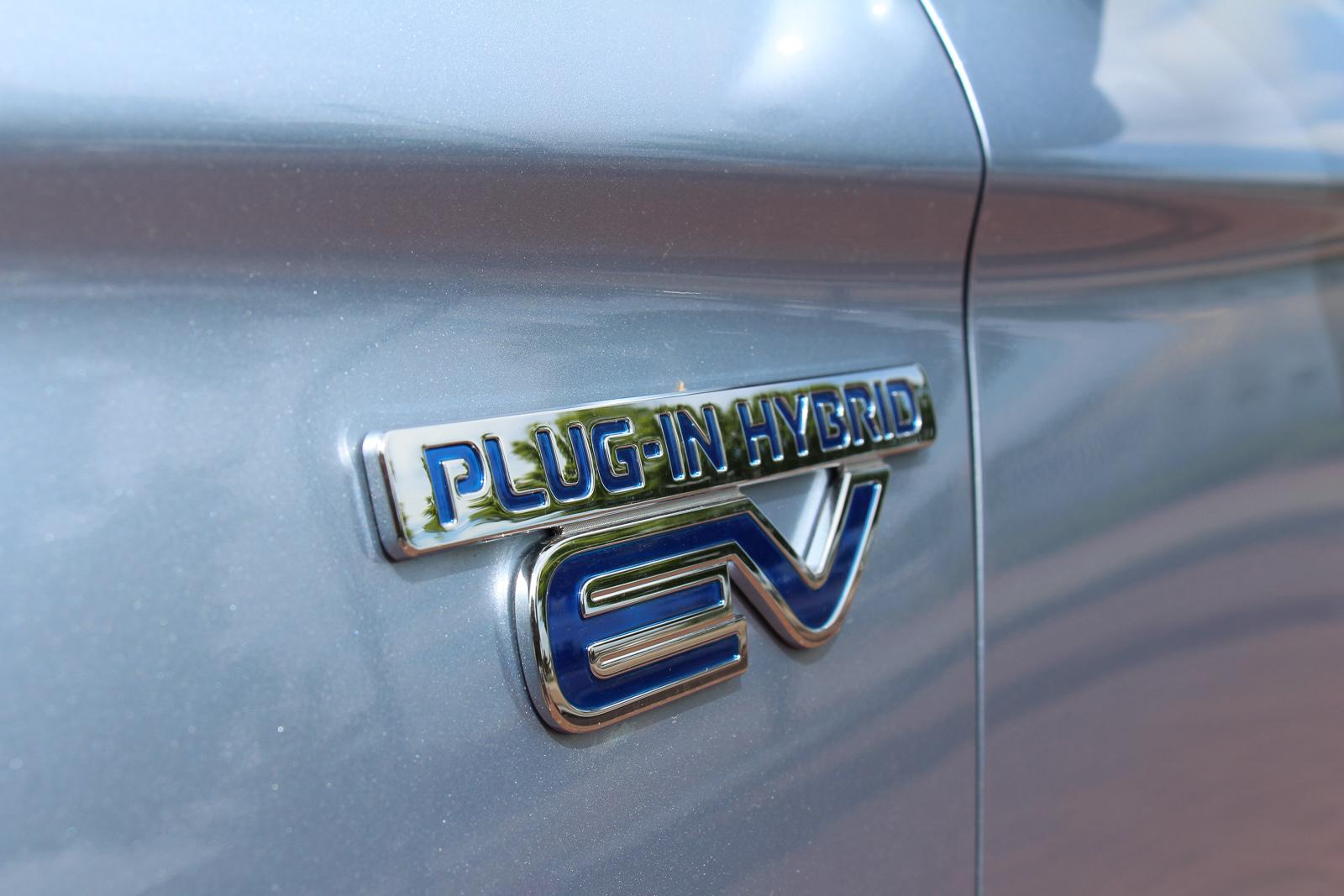 Mitsubishi-Outlander-Hybrid-PHEV-2014-Test-Fahrbericht-Drive-Blog-Jens-Stratmann-5