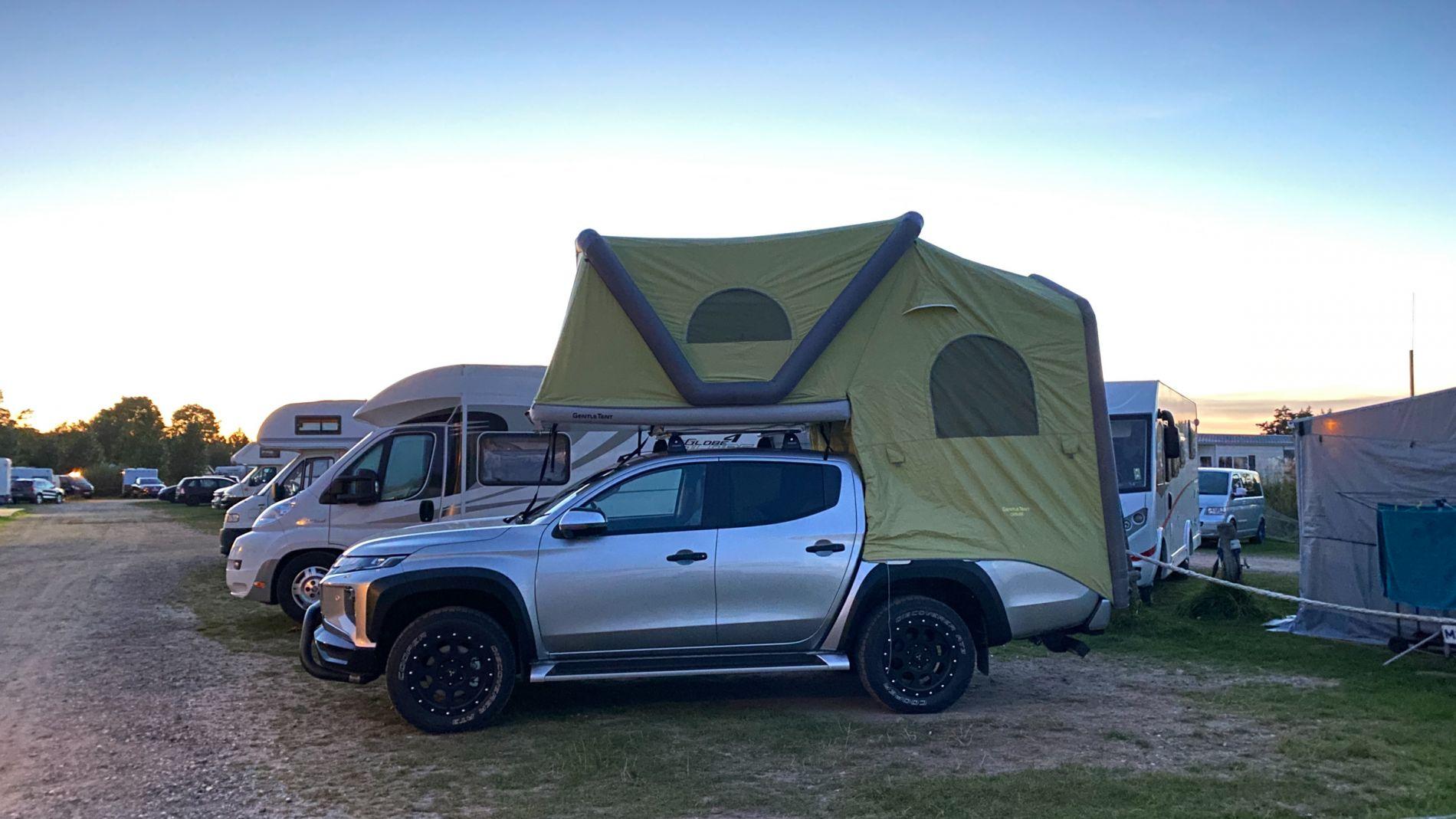  Mitsubishi L200 Pickup und dem Gentletent Dachzelt
