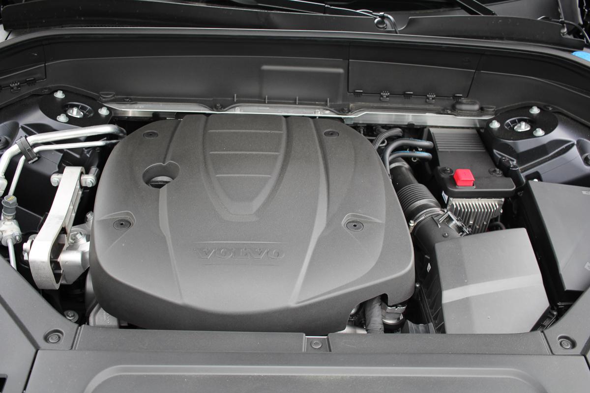 2015-Volvo-XC90-D5-AWD-Momentum-PS-Diesel-Fahrbericht-Test-Jens-Stratmann-22