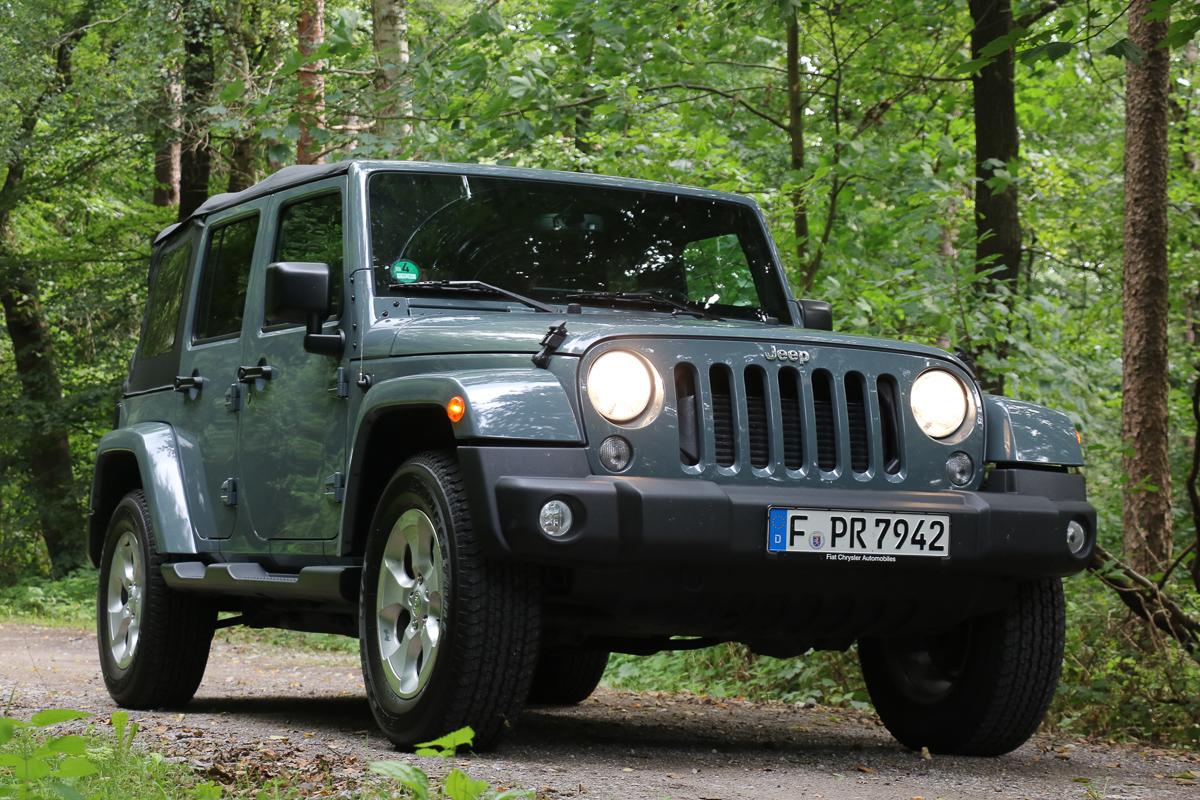 jeep-wrangler-unlimited-sahara-jens-stratmann-25
