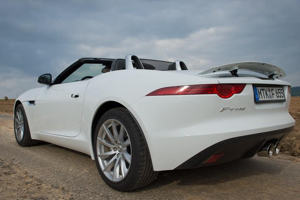 jaguar-f-type-fahrbericht-2013-heck