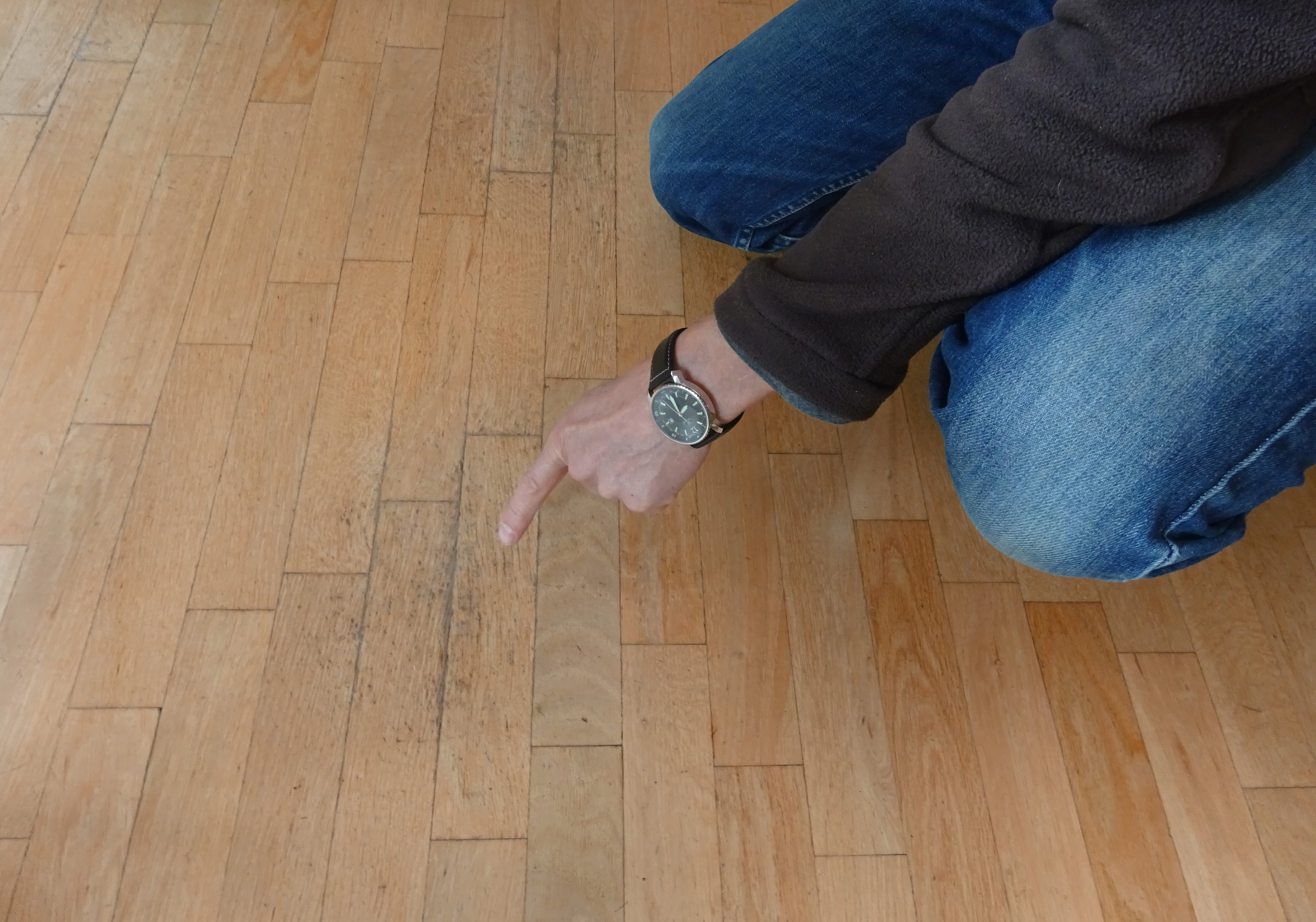 Schäden am Parkett: Wann haften Mieter?