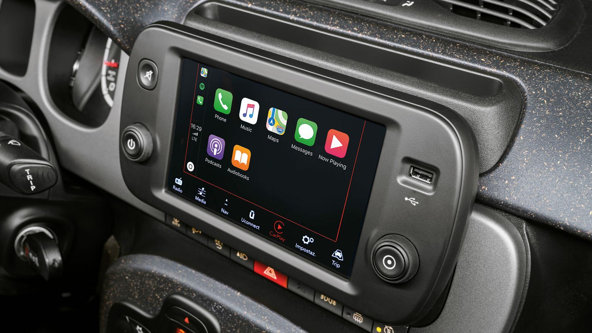 Blcik auf das Apple CarPlay 