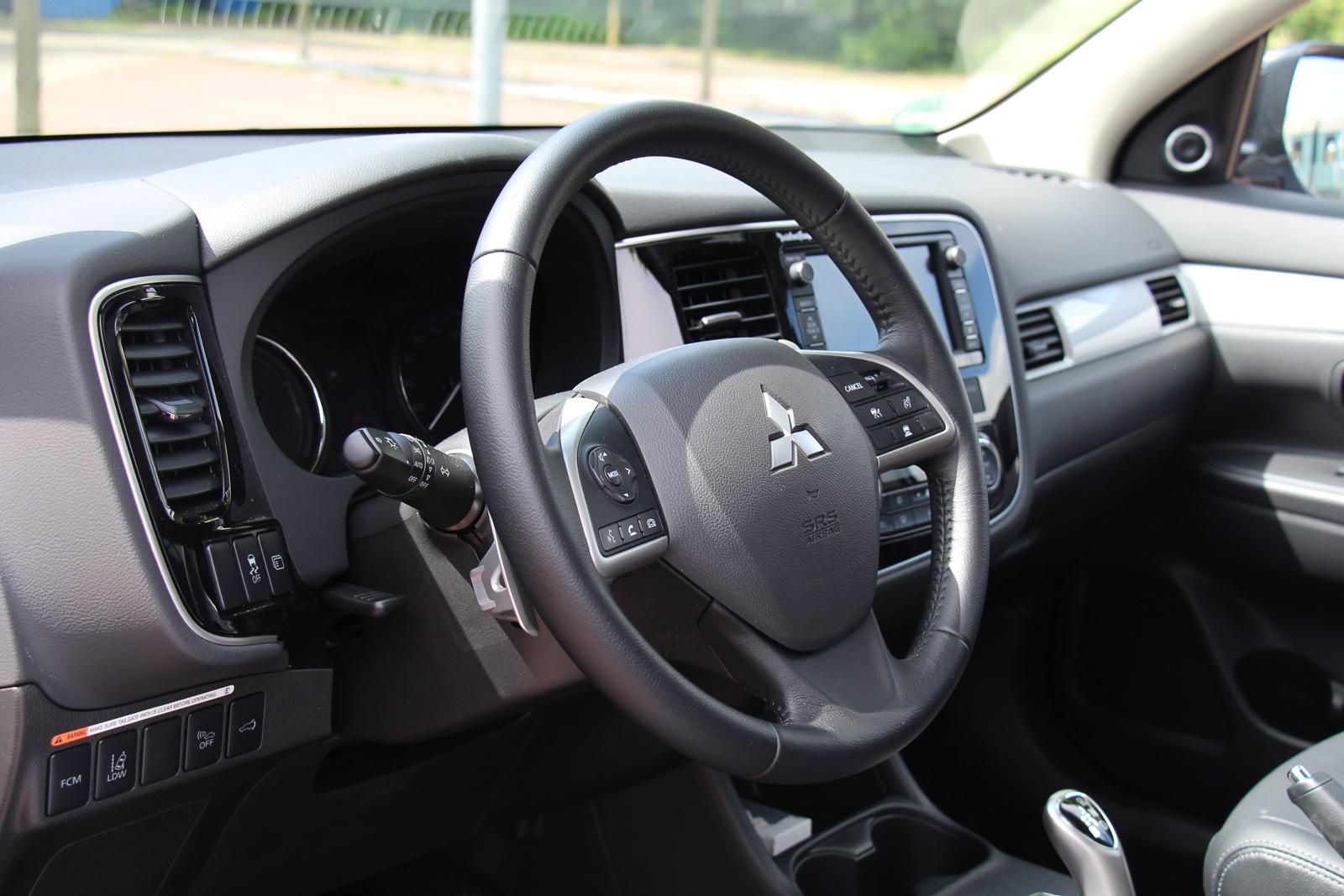 Mitsubishi-Outlander-Hybrid-PHEV-2014-Test-Fahrbericht-Drive-Blog-Jens-Stratmann-6
