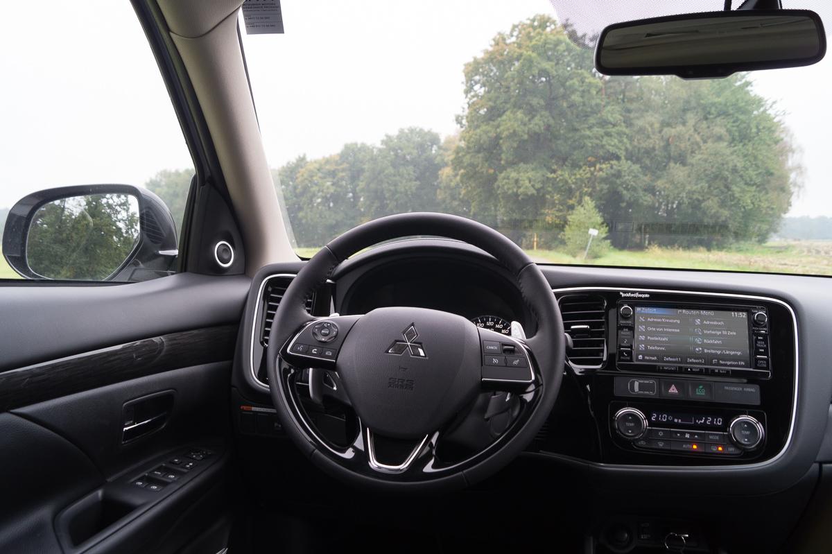 2015-mitsubishi-outlander-2-2-diesel-4wd-test-fahrbericht-jens-stratmann-3