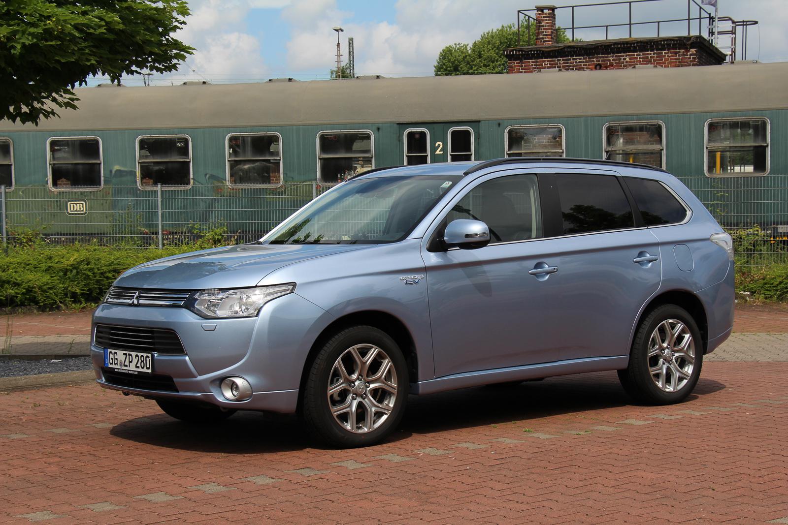 Fahrbericht / Test: Mitsubishi Outlander Hybrid - lohnt sich der PHEV?