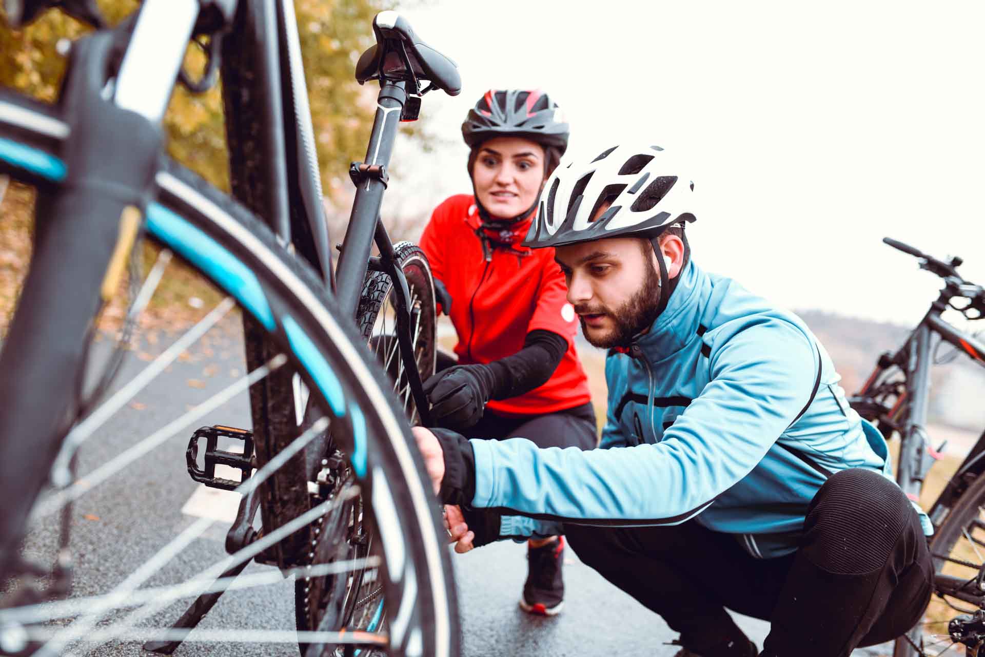 eines der 10 merkmale des verkehrssicheren fahrrads ist der rote